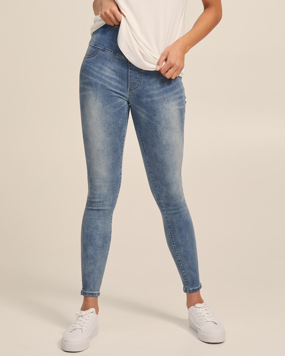 Post Pregnancy Stretch Jeans - Washed Denim