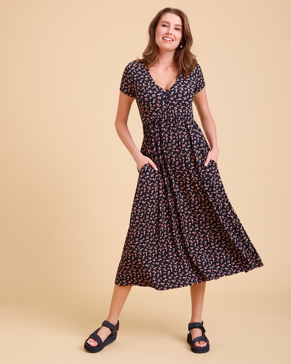 Maisie Nursing Dress - Peachymama